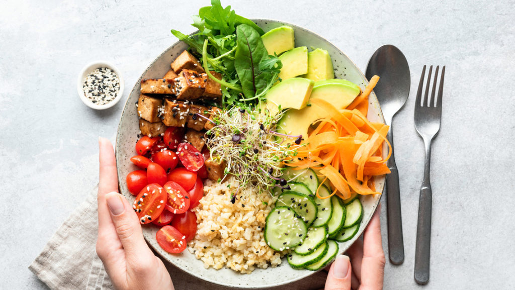 Balanced meal with vegetables and whole foods